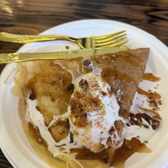 G Taste Crepe Cafe - Creperies Near Me - Huntington, New York