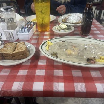M & M Family Diner - This place has an awesome omelette!!! Ham, mushroom, cheese covered with sausage gravy. - Diners Near Me - Logan, Ohio M & M Family Diner - This place has an awesome omelette!!! Ham, mushroom, cheese covered with sausage gravy. - Diners Near Me - Logan, Ohio