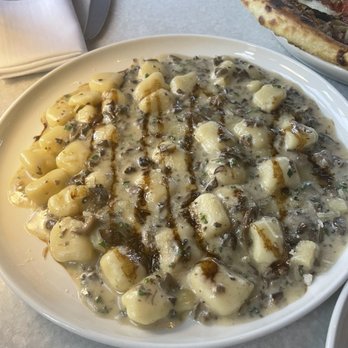Rosalie - Italian Near Me - Wayne, Pennsylvania