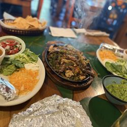 Sol de Mexico - Fajita trio for two