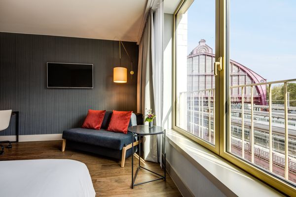 Hotel NH Collection Antwerp Centre by null