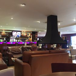 Parklands Hotel & Country Club - Michaels is the cafe/restaurant in Parkland Country Club and Hotel