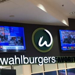 Wahlburgers