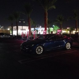 10 supercharger stalls available for hungry Teslas at this location. Yay! 10 supercharger stalls available for hungry Teslas at this location. Yay!