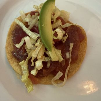 Entremar - Tuna tostada - Mexican Near Me - México, D.F., DIF