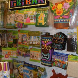 Canuck Amusements & Merchandising Ltd
