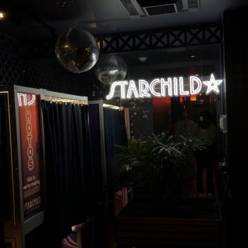 Starchild Rooftop - Photo Booth - Bars Near Me - New York, New York