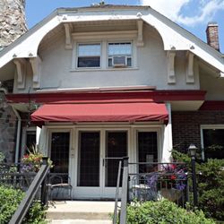 Lawson House Bed & Breakfast
