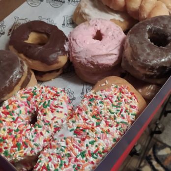 Jacks Donuts- Franklin - Donuts Near Me - Franklin, Indiana Jacks Donuts- Franklin - Donuts Near Me - Franklin, Indiana