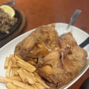 Max's Restaurant - Max 's Fried Chicken - Filipino Near Me - Las Vegas, Nevada Max's Restaurant - Max 's Fried Chicken - Filipino Near Me - Las Vegas, Nevada