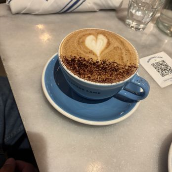 Bluestone Lane DUMBO Café - Coffee & Tea Near Me - Brooklyn, New York