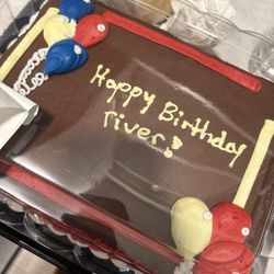 Fred Meyer - Awful cake decorating job