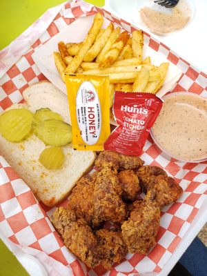 Fuegos Hot Chicken