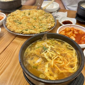 Naju Gomtang - 해문 파전, 매운 나주 곰탕 - Korean Near Me - Flushing, New York