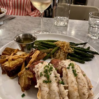 Mignonette - Maine Lobster Tails with Asparagus and Fried Roman Artichokes - New American Near Me - Miami, Florida