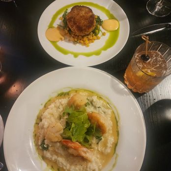 Dive Oyster House - Seafood risotto  & crab cake.... I highly recommend wit a whiskey sour on the side.... - Seafood Near Me - Briarcliff Manor, New York