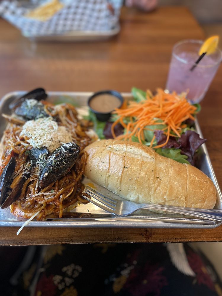 SEA CRAB HOUSE CLOSED Updated July 2024 109 Photos & 91 Reviews