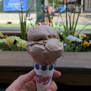 Melt Ice Cream - Banana Nutella with peanut butter cups - Ice Cream & Frozen Yogurt Near Me - Salem, Massachusetts Melt Ice Cream - Banana Nutella with peanut butter cups - Ice Cream & Frozen Yogurt Near Me - Salem, Massachusetts