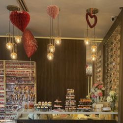 Gallery Nails Bar - Inside