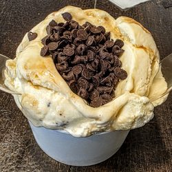 The Daily Scoop - Salted Caramel and Cinnamon Toast Crunch with Chocolate Chips at The Daily Scoop - Liberty