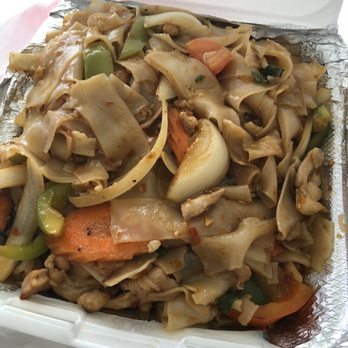 Basil & Co - Drunken Noodle - Thai Near Me - Diamond Bar, California Basil & Co - Drunken Noodle - Thai Near Me - Diamond Bar, California