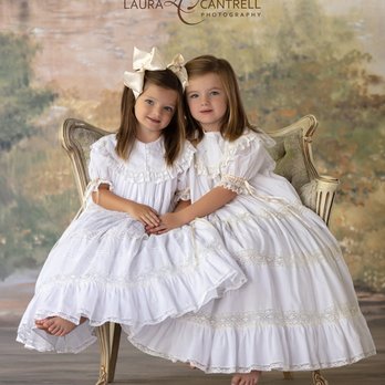 Laura Cantrell Photography - Twice the fun with twins! - Pet Photography Near Me - Mobile, Alabama Laura Cantrell Photography - Twice the fun with twins! - Pet Photography Near Me - Mobile, Alabama