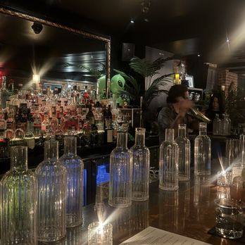 Highball - Cocktail Bars Near Me - Phoenix, Arizona