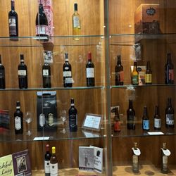 Sangallo Palace Hotel - Items for sale in lobby