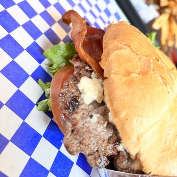 Nutty's Junkyard Grill - Selby Bleu Burger, look at that bacon! - American Near Me - Arlington, Washington Nutty's Junkyard Grill - Selby Bleu Burger, look at that bacon! - American Near Me - Arlington, Washington
