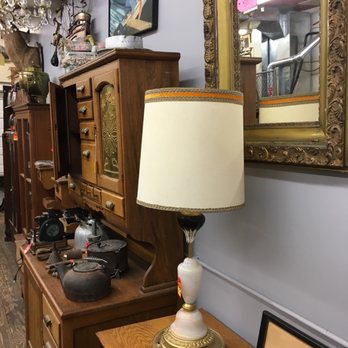 Audrey's Place - Antiques Near Me - Indianapolis, Indiana