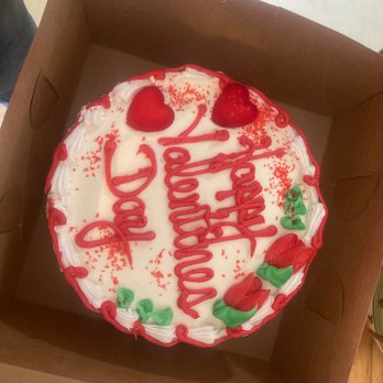 Scialo's County Bakery - a birthday cake in a box - Bakeries Near Me - Seekonk, Massachusetts Scialo's County Bakery - a birthday cake in a box - Bakeries Near Me - Seekonk, Massachusetts
