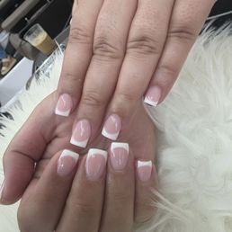 Hybrid gel on natural nails Hybrid gel on natural nails