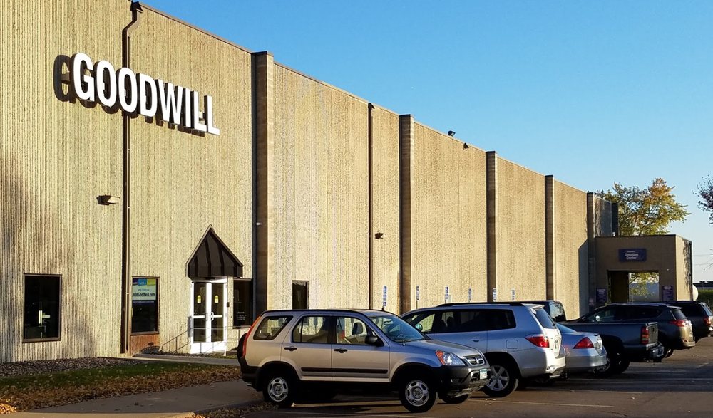 goodwill-chaska-wholesale-updated-december-2024-22-reviews-312