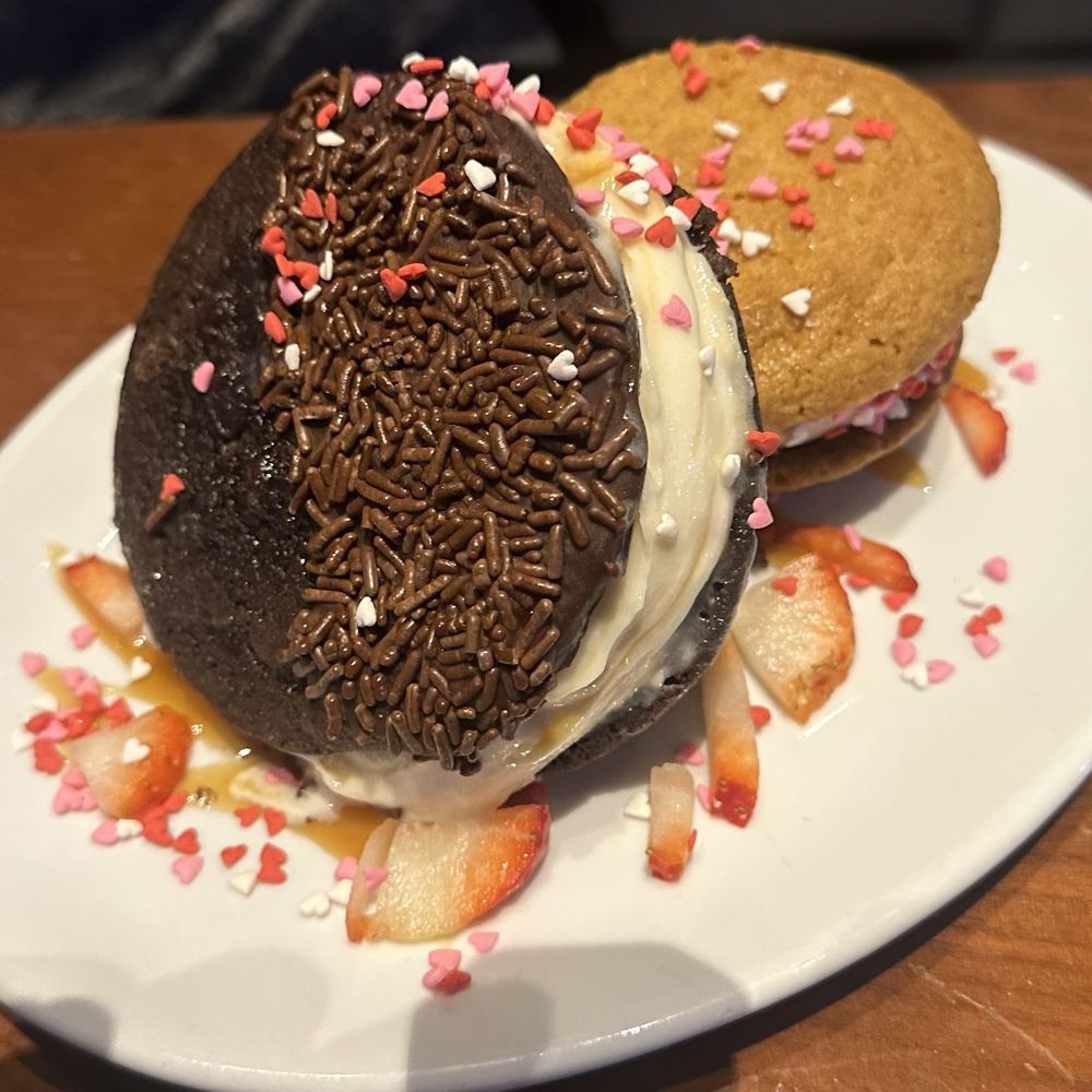 Cutwater Spirits - Cali cream icecream sandwiches. Yum! - Distilleries Near Me - San Diego, California Cutwater Spirits - Cali cream icecream sandwiches. Yum! - Distilleries Near Me - San Diego, California