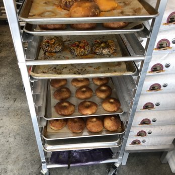 Hank's Bagels - Fresh bagel's! YES PLEASE! - Coffee & Tea Near Me - Burbank, California Hank's Bagels - Fresh bagel's! YES PLEASE! - Coffee & Tea Near Me - Burbank, California