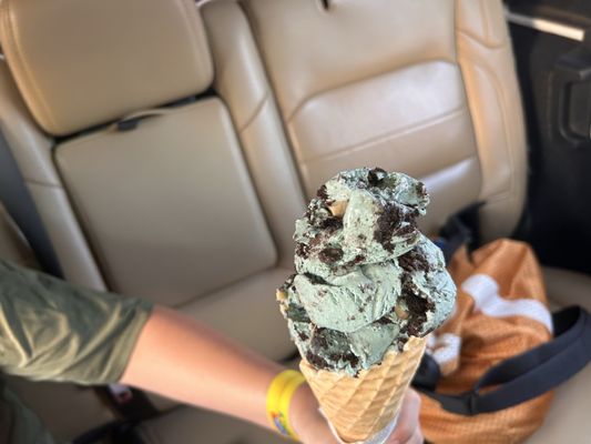 Lolly's Creamery by null