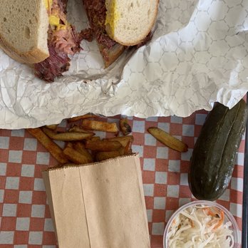 Sumilicious - Smoked meat sandwich combo - Delis Near Me - Scarborough, Ontario Sumilicious - Smoked meat sandwich combo - Delis Near Me - Scarborough, Ontario