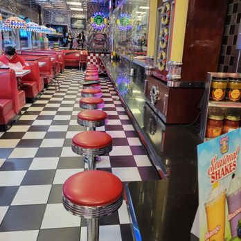 Lennys Burger - Burgers Near Me - Phoenix, Arizona