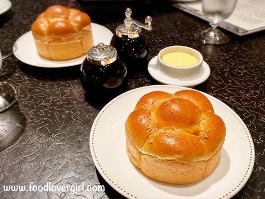 Dowling's at The Carlyle by null