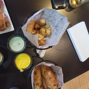 Five Iron Golf - Chicken fingers and tator tots. They do not have fries,  ugh - Golf Near Me - New York, New York
