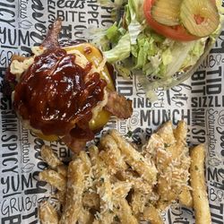 Indys Burger Joint - BBQ burger