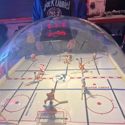 Industry Arcade - V Classic Bubble hockey