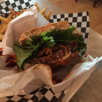 The Grub Hut - Burgers Near Me - Kingston, Washington The Grub Hut - Burgers Near Me - Kingston, Washington