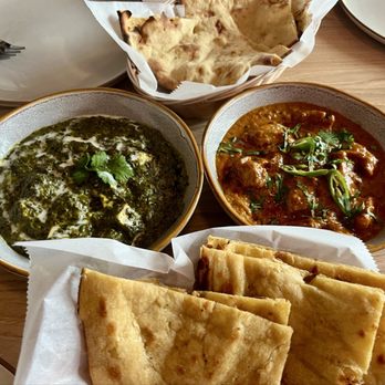 Noor Indian Fusion Kitchen - Saag Paneer, Muglai Chicken Changezi, Tandoori Roti, Laccha Paratha - Indian Near Me - Berkeley, California Noor Indian Fusion Kitchen - Saag Paneer, Muglai Chicken Changezi, Tandoori Roti, Laccha Paratha - Indian Near Me - Berkeley, California