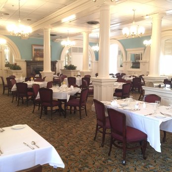 Colonial Room Restaurant - The interior of the colonial room - American Near Me - San Antonio, Texas Colonial Room Restaurant - The interior of the colonial room - American Near Me - San Antonio, Texas