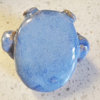 Colibri Pottery Studio - The back is good; it has an even paint (glaze) and looks great - Art Classes Near Me - San Jose, California