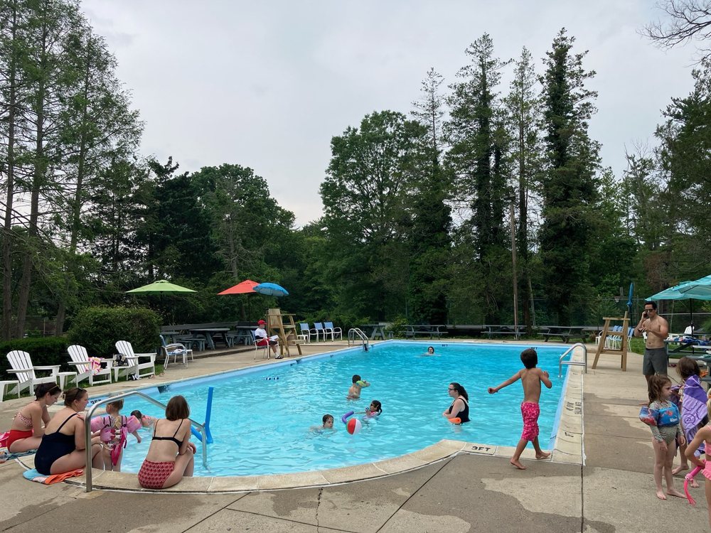 Timberwyck Swim & Tennis Club Logo