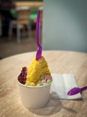 Salju Dessert by null