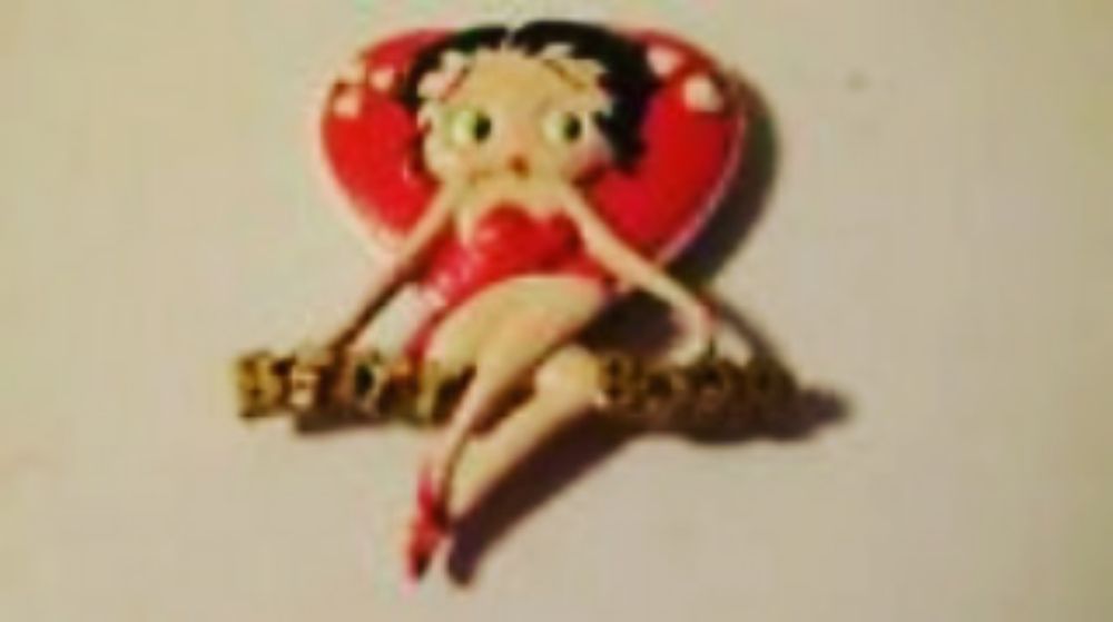 Rare-Unique-Collectibles-Store Logo