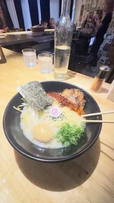 Jimoto Ramen by null